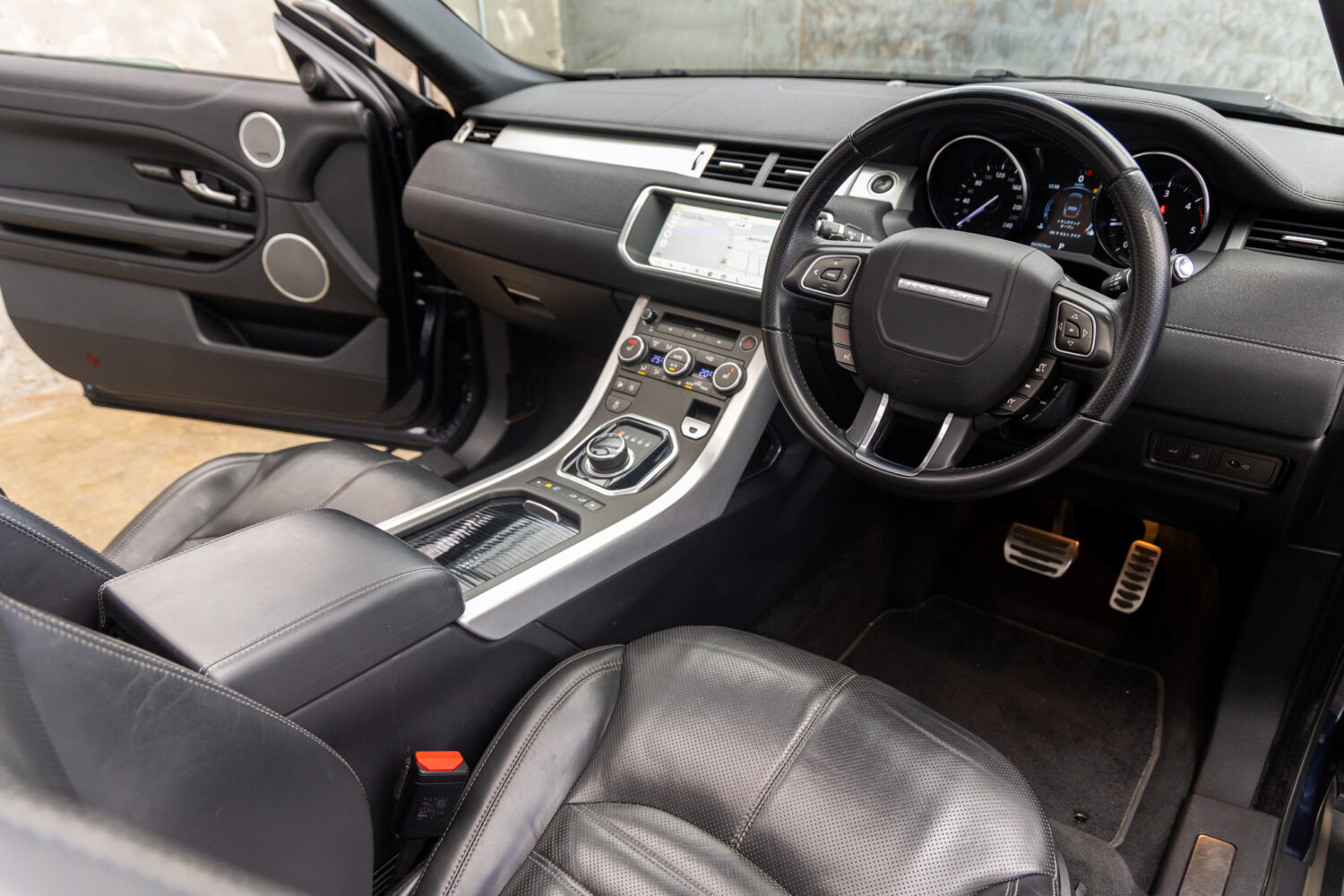 イヴォーグコンバーチブル HSEダイナミック 2.0L D180 ディーゼル 4WD