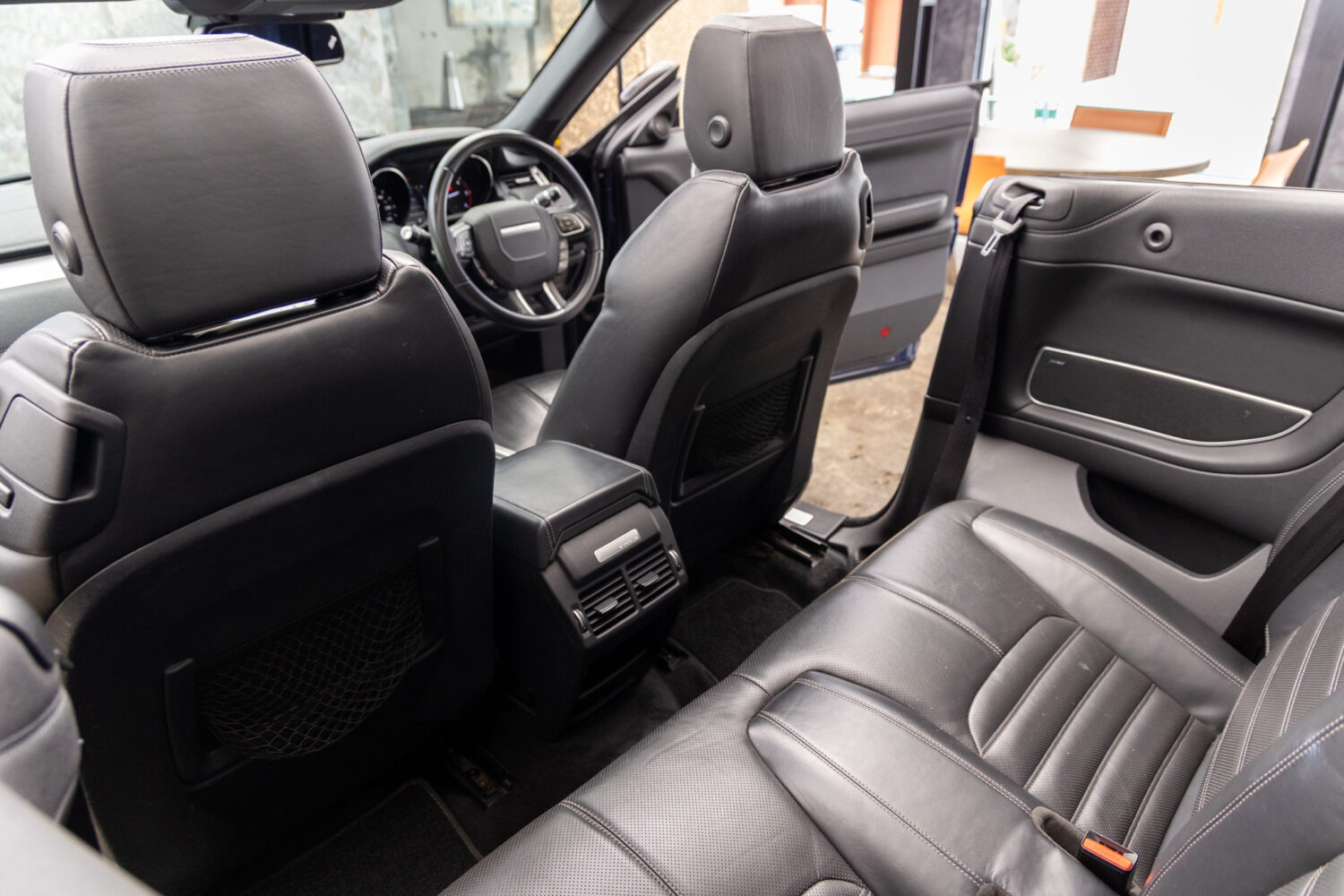 イヴォーグコンバーチブル HSEダイナミック 2.0L D180 ディーゼル 4WD