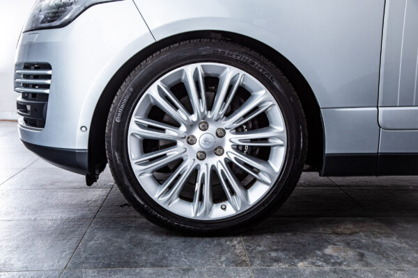 レンジローバー ヴォーグ (5.0リッター) 4WD