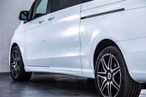 Vクラス V220 d アバンギャルド エクストラロング AMGライン