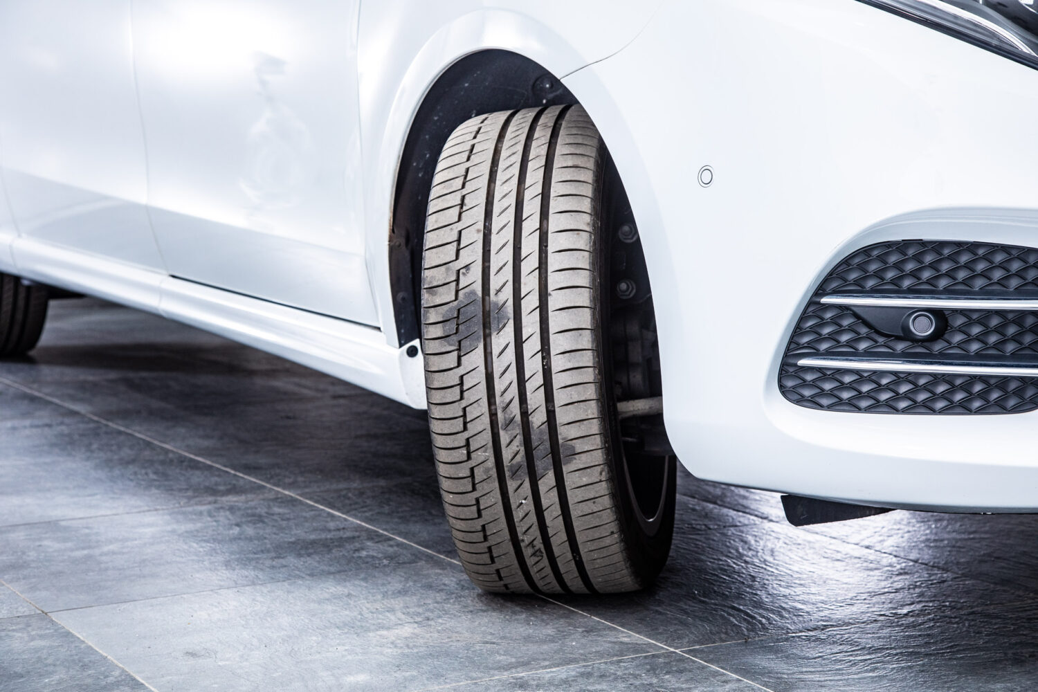 Vクラス V220 d アバンギャルド エクストラロング AMGライン