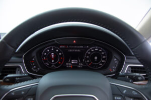 A4オールロードクワトロ 2.0 4WD