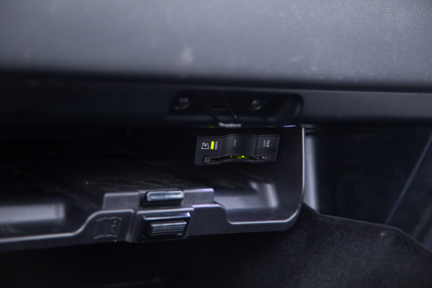 イヴォークコンバーチブル HSEダイナミック 2.0L D180 ディーゼル 4WD