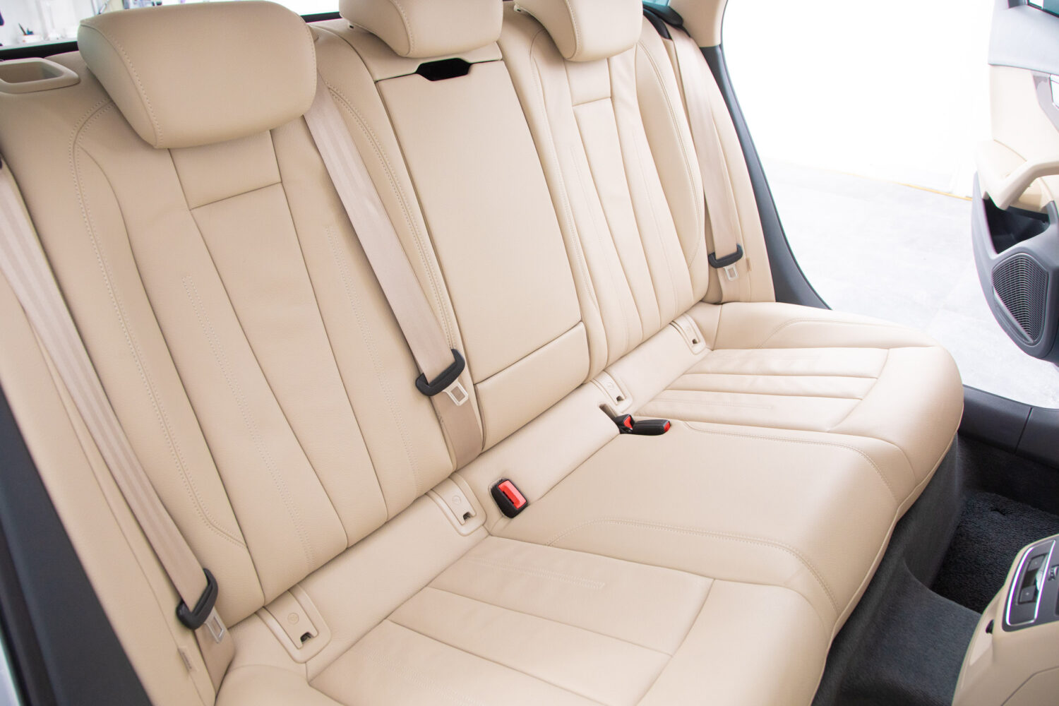 A4オールロードクワトロ 2.0 4WD