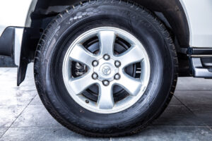 ランドクルーザープラド 4.0 TXリミテッド 4WD