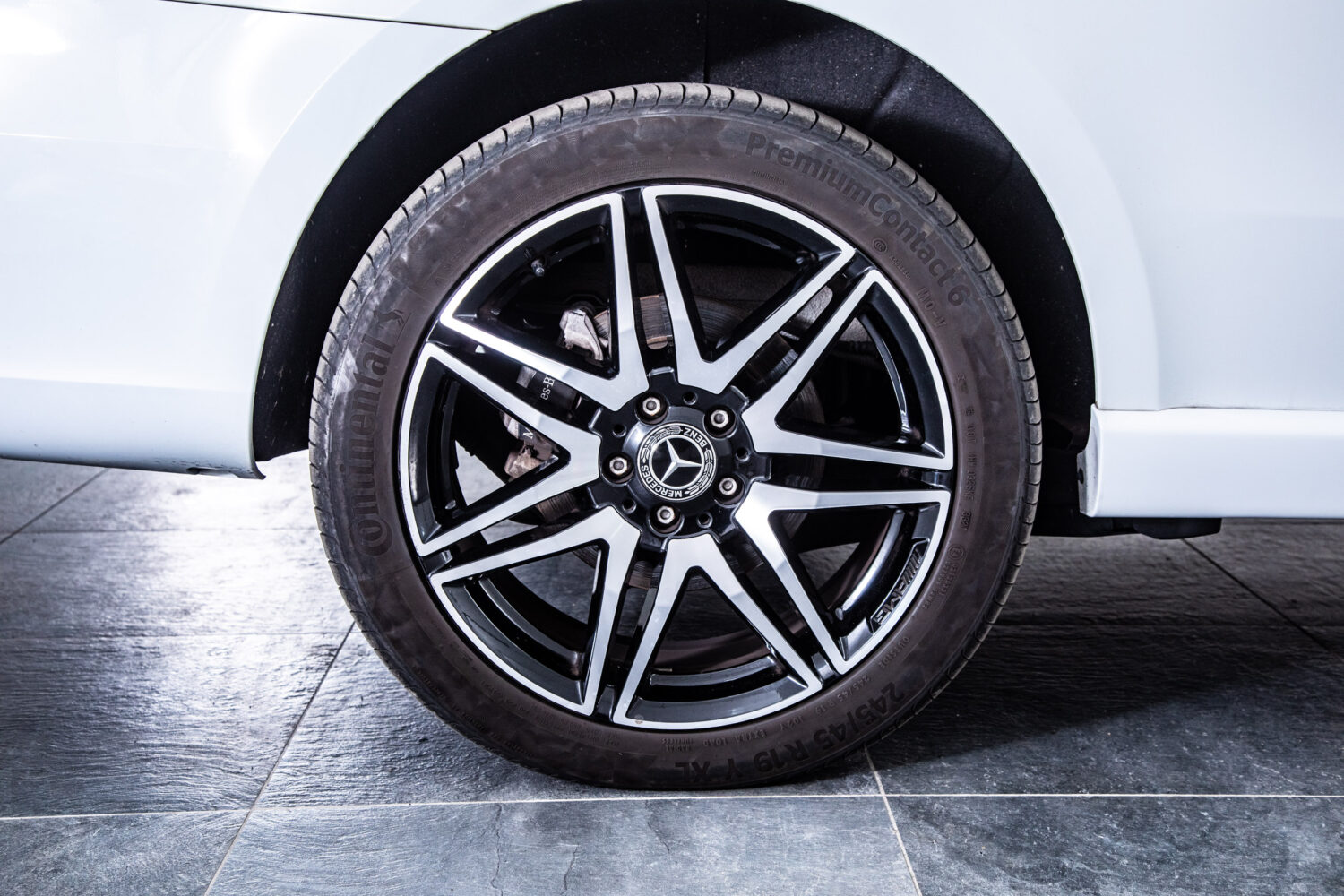 Vクラス V220 d アバンギャルド エクストラロング AMGライン