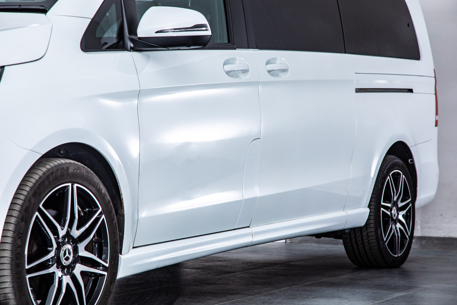 Vクラス V220 d アバンギャルド エクストラロング AMGライン