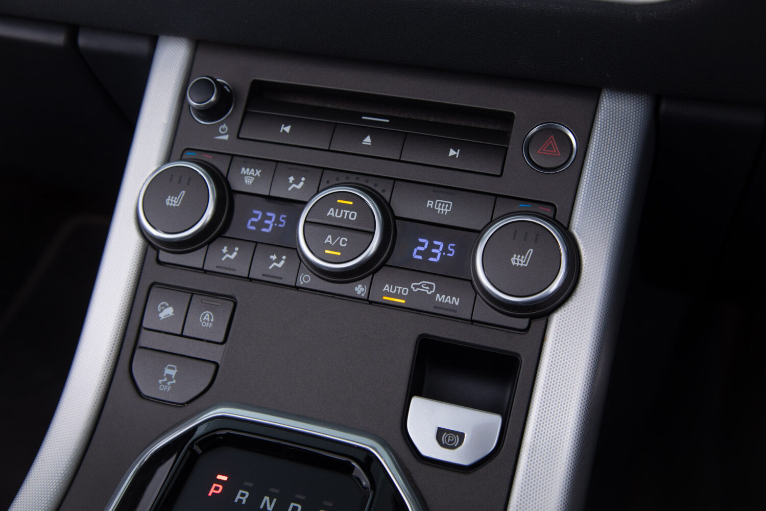 イヴォークコンバーチブル HSEダイナミック 2.0L D180 ディーゼル 4WD