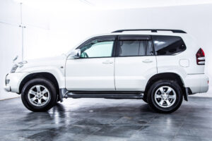 ランドクルーザープラド 4.0 TXリミテッド 4WD