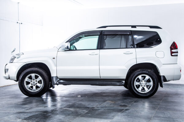 ランドクルーザープラド 4.0 TXリミテッド 4WD