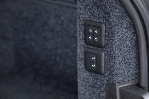 レンジローバー ヴォーグ (5.0リッター) 4WD