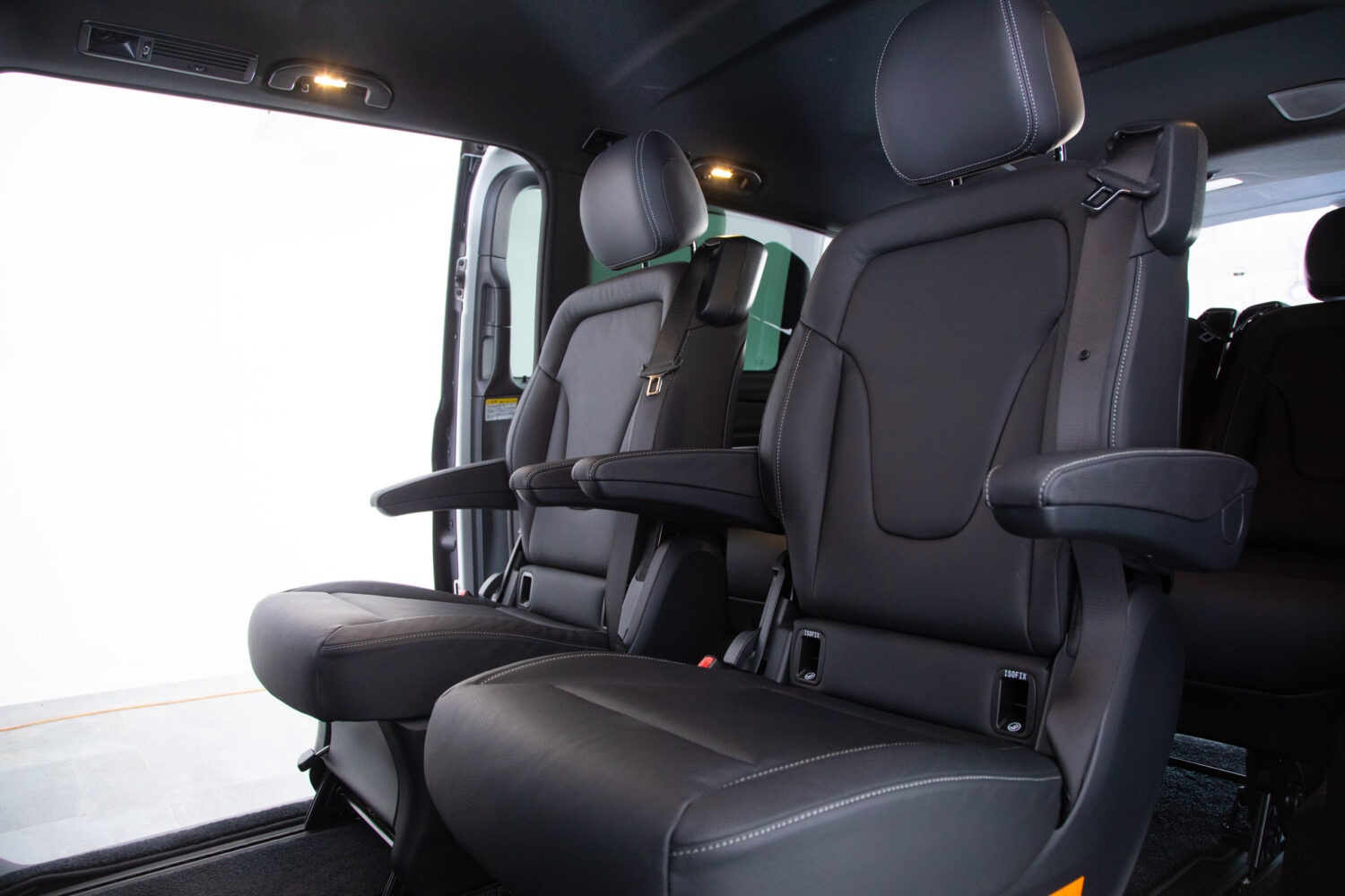 Vクラス V220 d アバンギャルド エクストラロング AMGライン