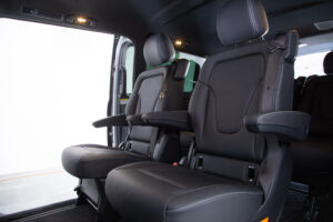 Vクラス V220 d アバンギャルド エクストラロング AMGライン