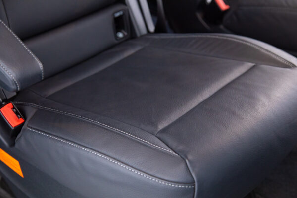 Vクラス V220 d エクストラロング AMGラインパッケージ ディーゼルターボ