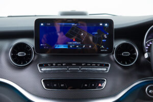 Vクラス V220 d アバンギャルド エクストラロング AMGライン