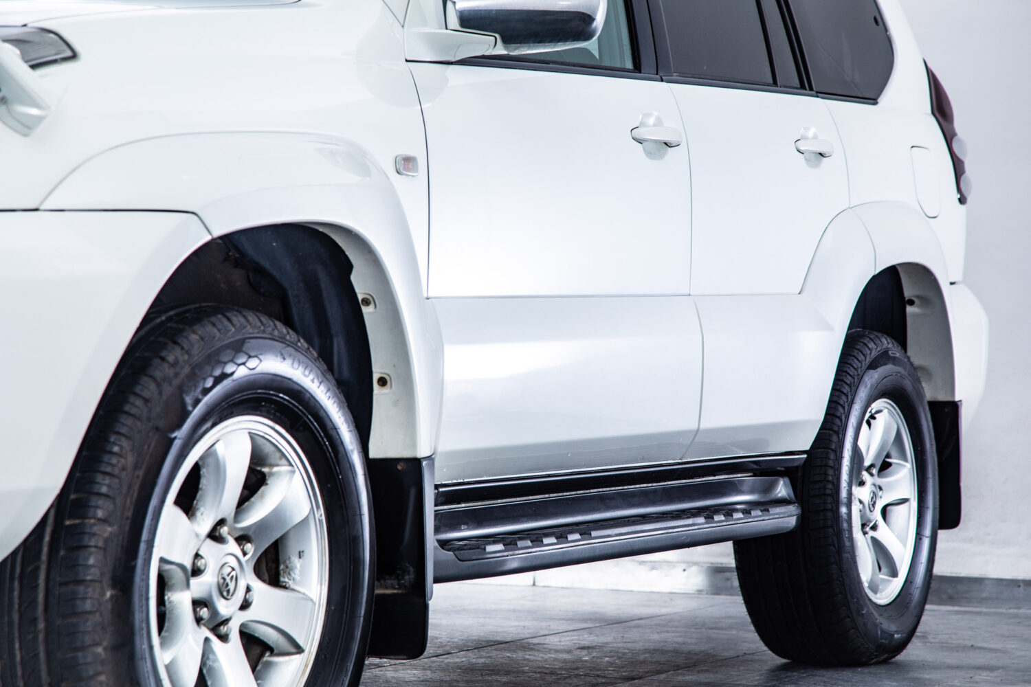 ランドクルーザープラド 4.0 TXリミテッド 4WD