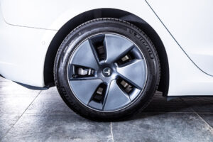 モデル3 ロングレンジ デュアルモーター 4WD