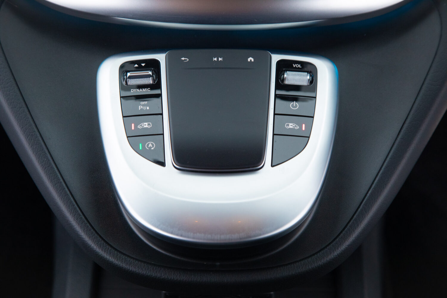 Vクラス V220 d アバンギャルド エクストラロング AMGライン