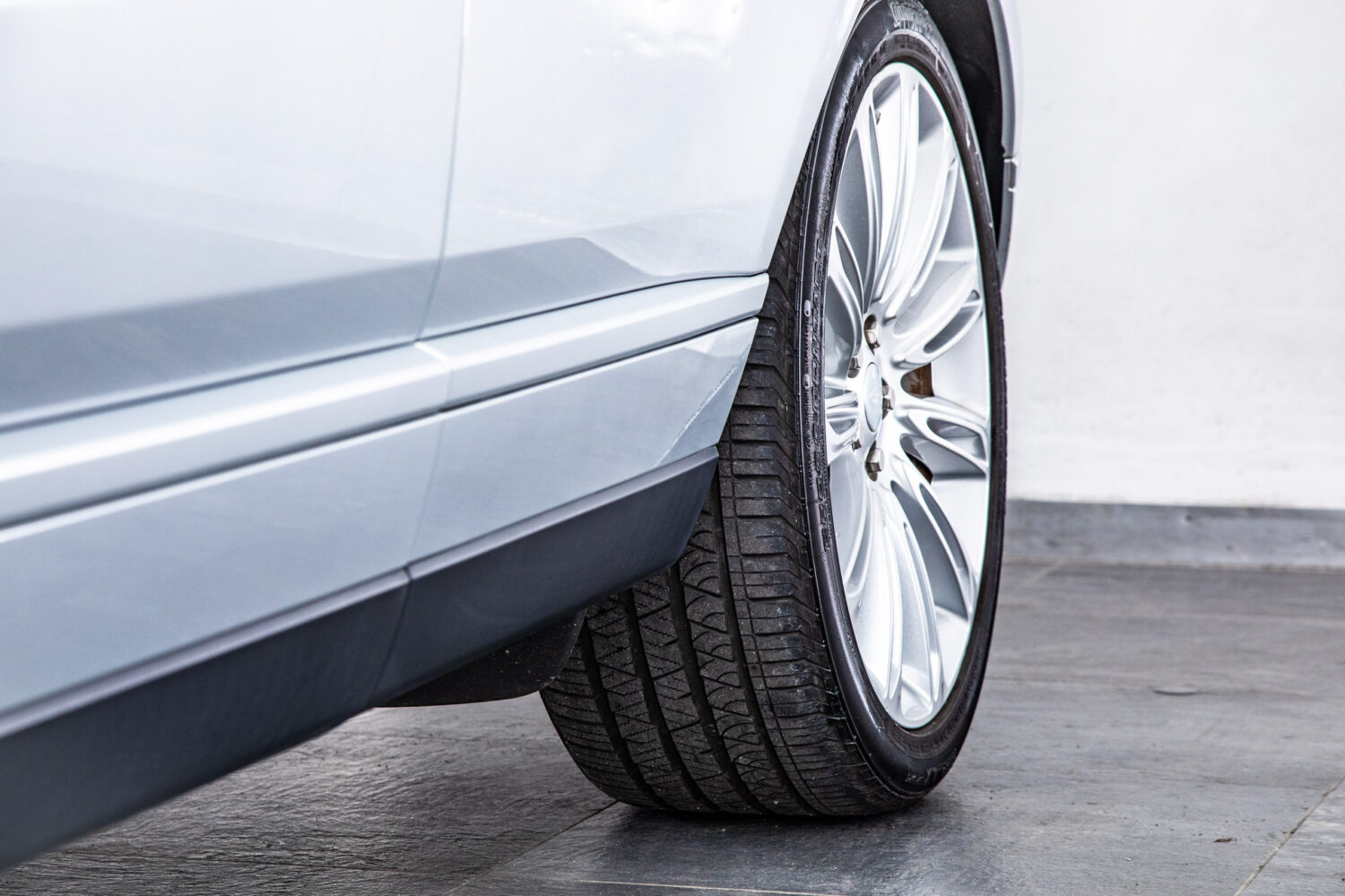 レンジローバー ヴォーグ (5.0リッター) 4WD