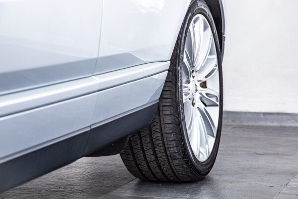 レンジローバー ヴォーグ (5.0リッター) 4WD