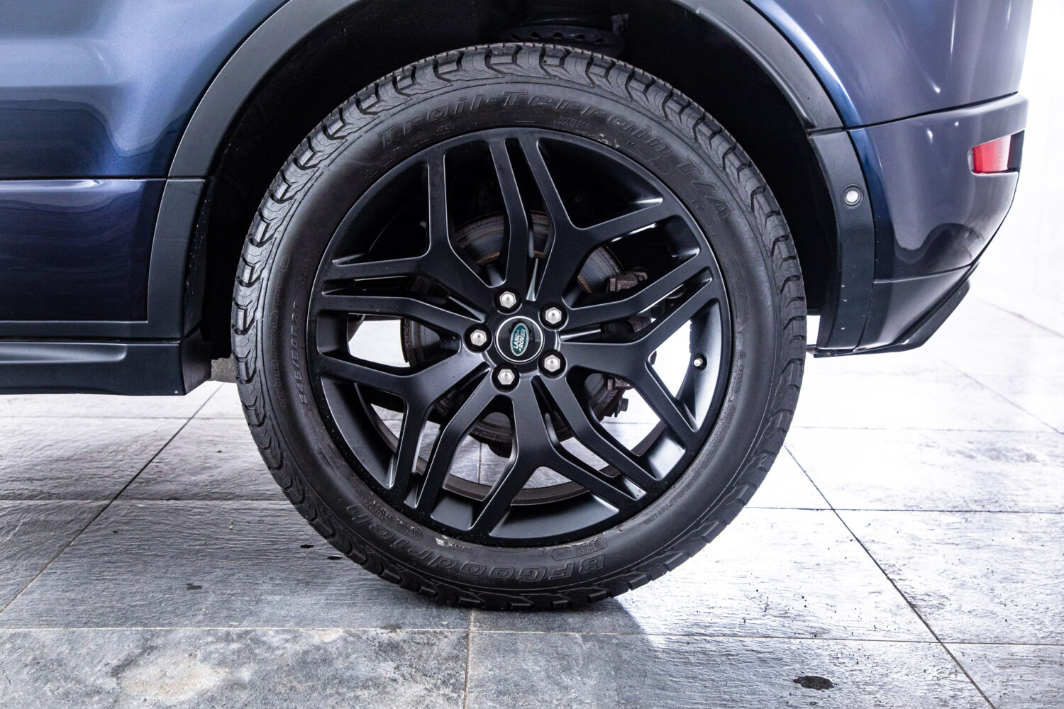 イヴォークコンバーチブル HSEダイナミック 2.0L D180 ディーゼル 4WD