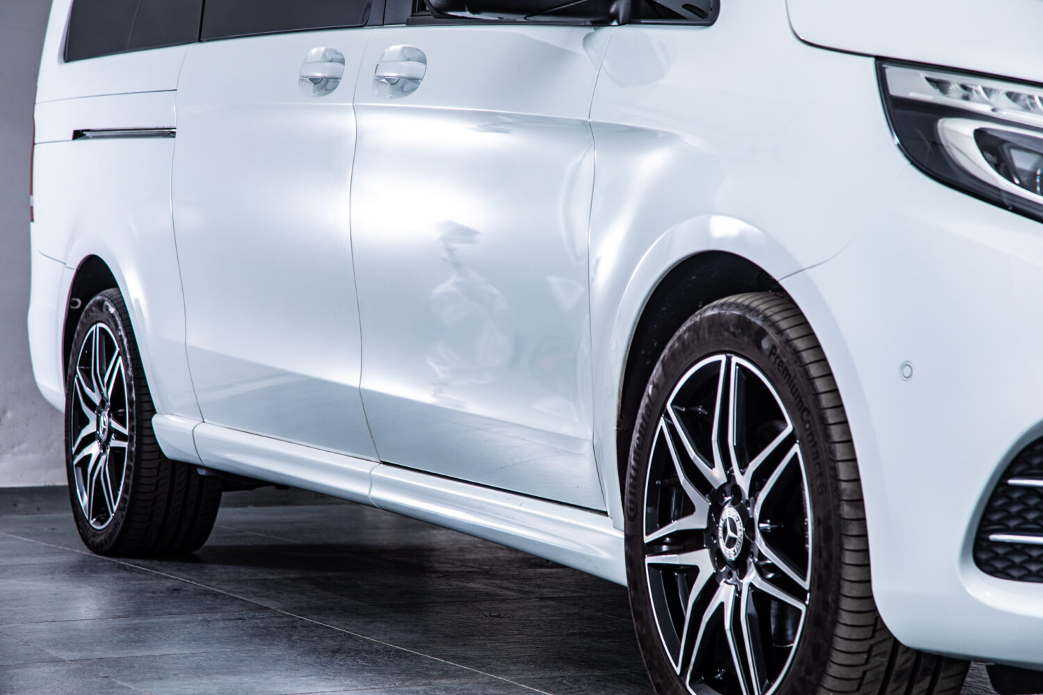 Vクラス V220 d アバンギャルド エクストラロング AMGライン