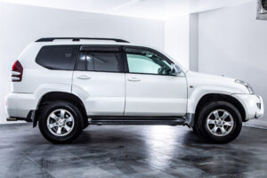 ランドクルーザープラド 4.0 TXリミテッド 4WD