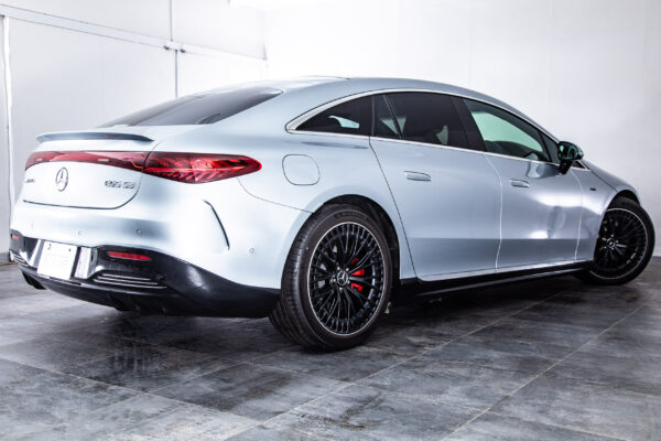EQS53 4MATIC+ 4WD