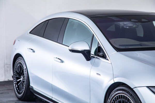 EQS53 4MATIC+ 4WD