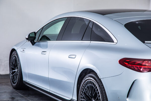 EQS53 4MATIC+ 4WD