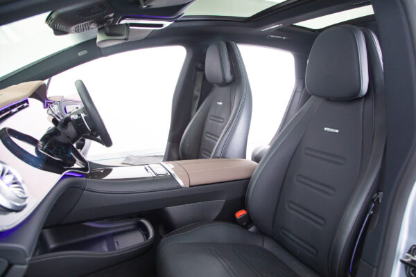EQS53 4MATIC+ 4WD