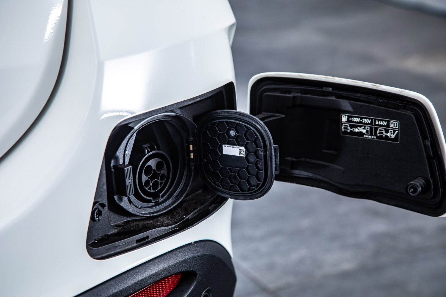 GLC 350 e 4マチック スポーツ エディション スター 4WD MP202402