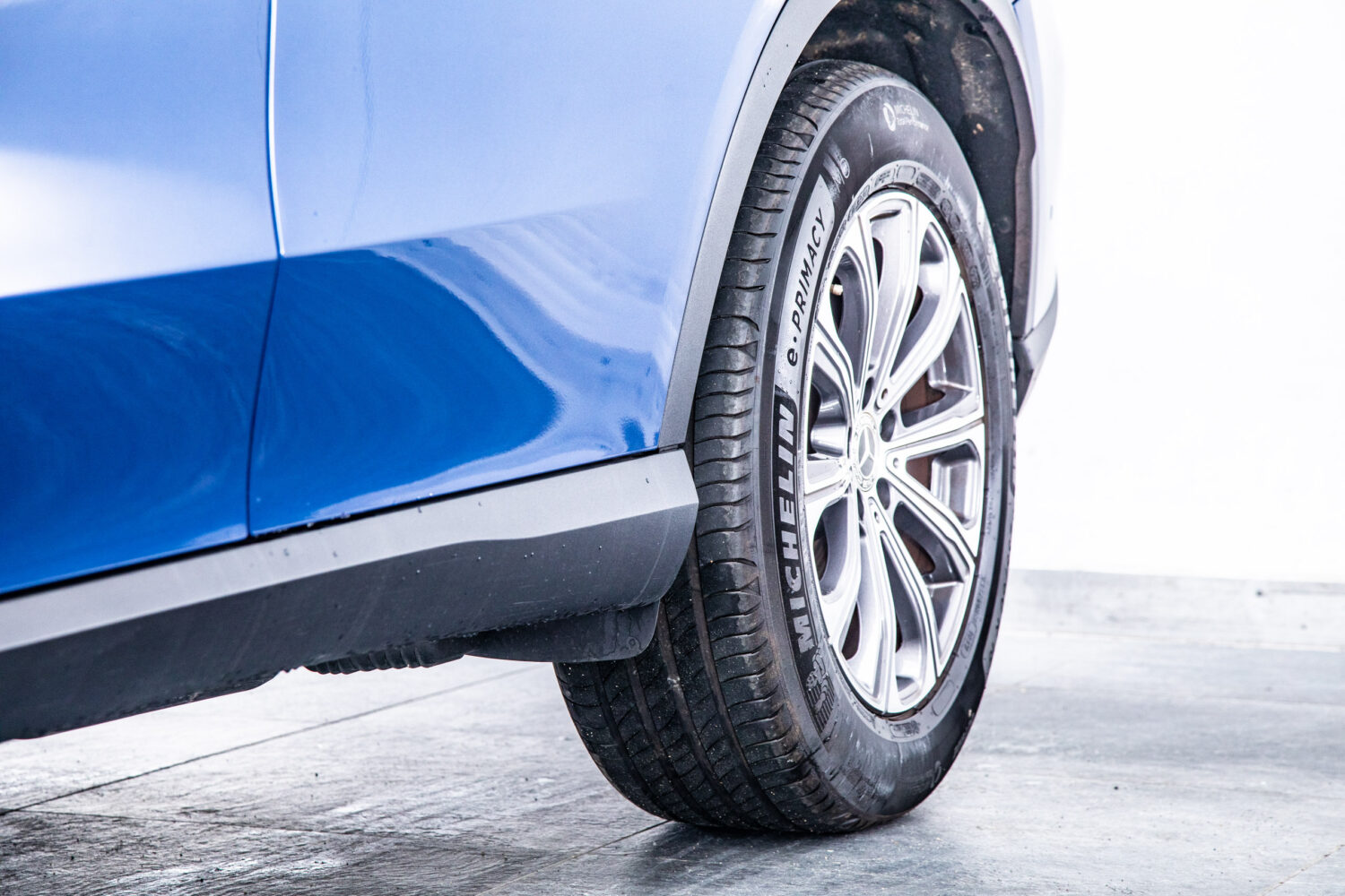 GLC 220 d 4マチック (ISG搭載モデル) ディーゼルターボ 4WD