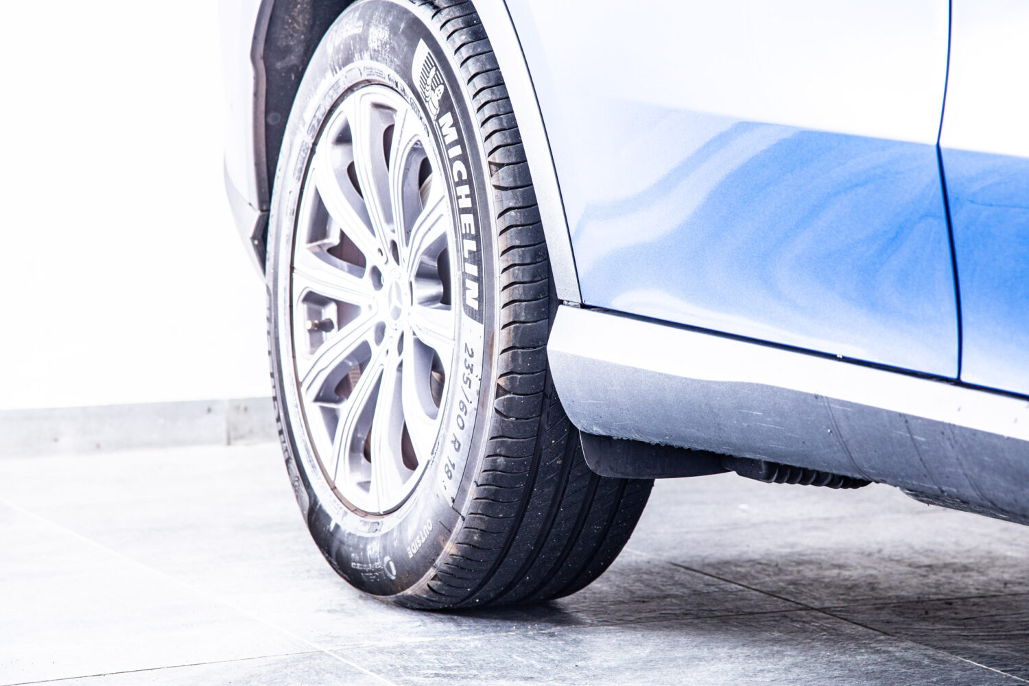 GLC 220 d 4マチック (ISG搭載モデル) ディーゼルターボ 4WD