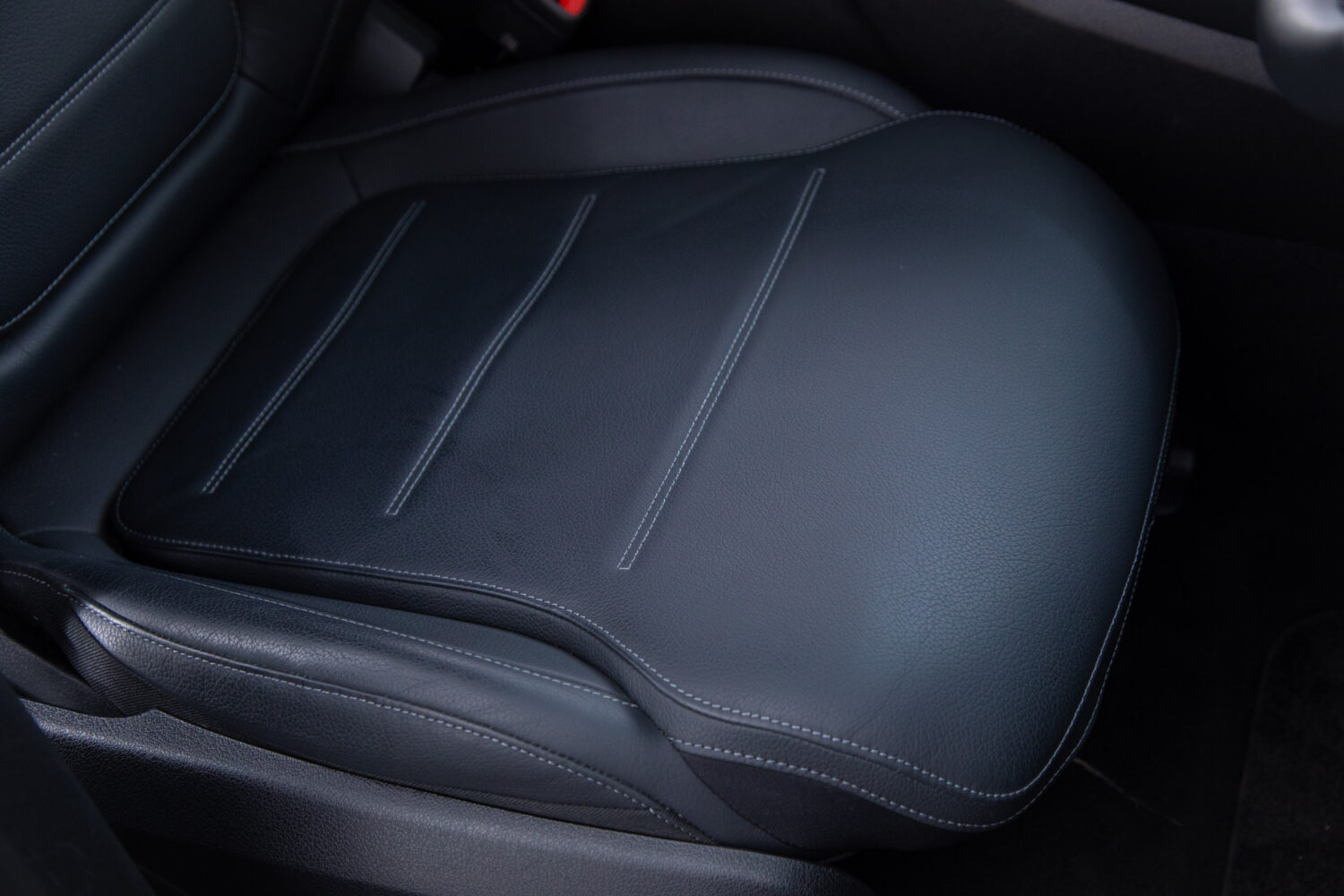 GLC 220 d 4マチック (ISG搭載モデル) ディーゼルターボ 4WD