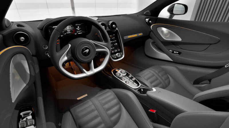 堅調な日本市場限定モデル　マクラーレンGTS　22台のシグネチャーコレクション