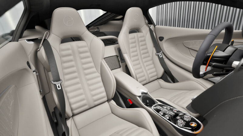 堅調な日本市場限定モデル　マクラーレンGTS　22台のシグネチャーコレクション