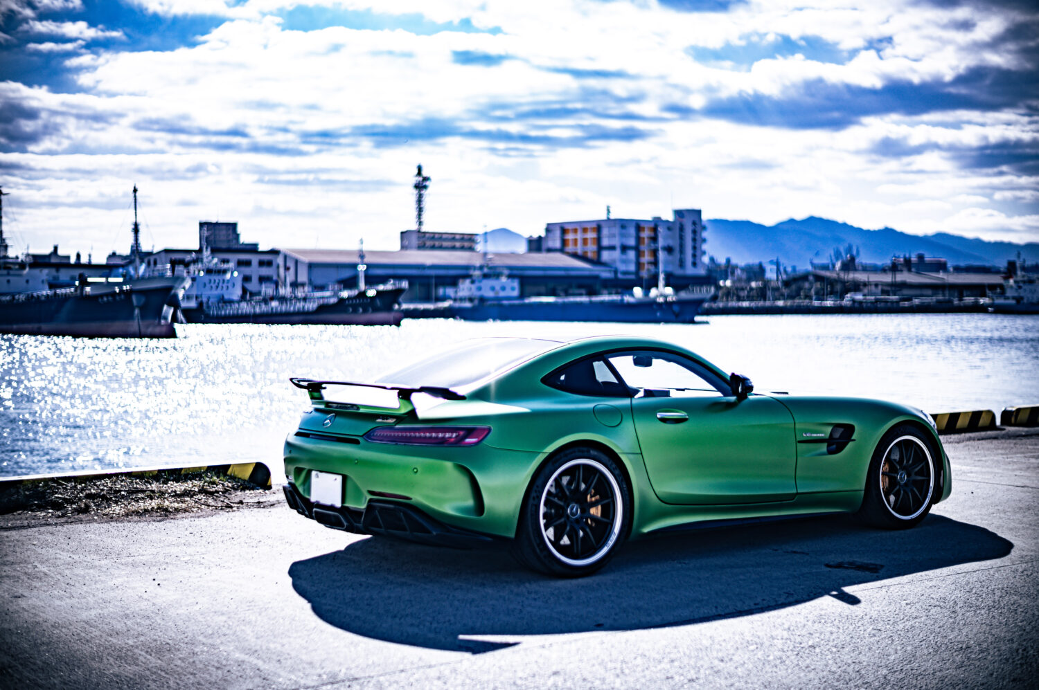 メルセデスＡＭＧ・GT R（FR/7AT）過激さの最適解