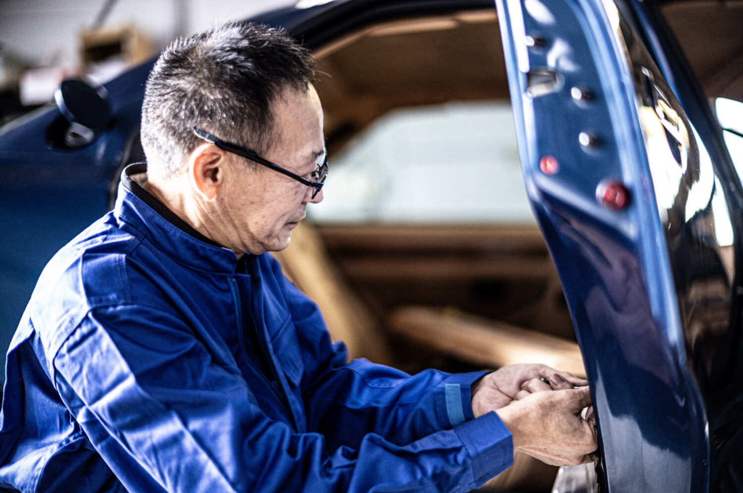 誠実にクルマと向き合う 萩村敏之さん スタッフインタビュー