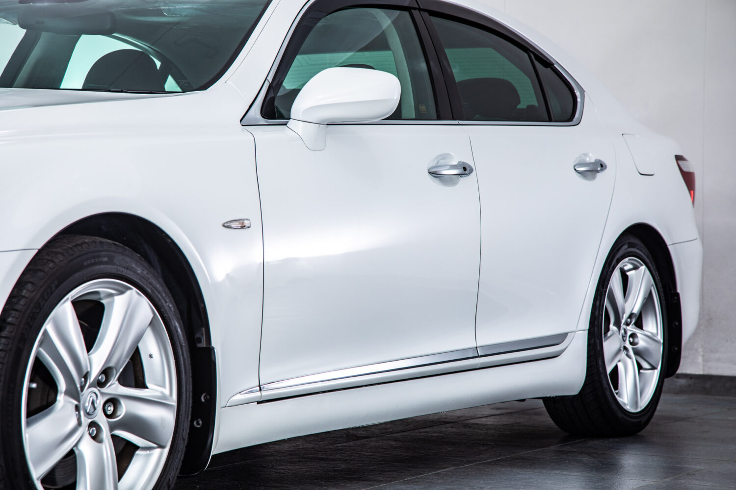 レクサス LS 460 バージョンS Iパッケージ