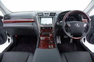 レクサス LS 460 バージョンS Iパッケージ