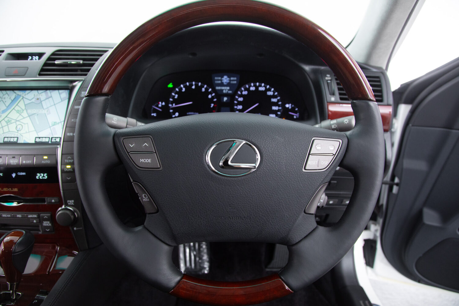 レクサス LS 460 バージョンS Iパッケージ