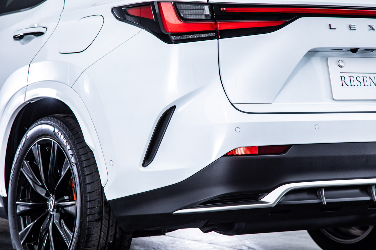 NX 350h Fスポーツ