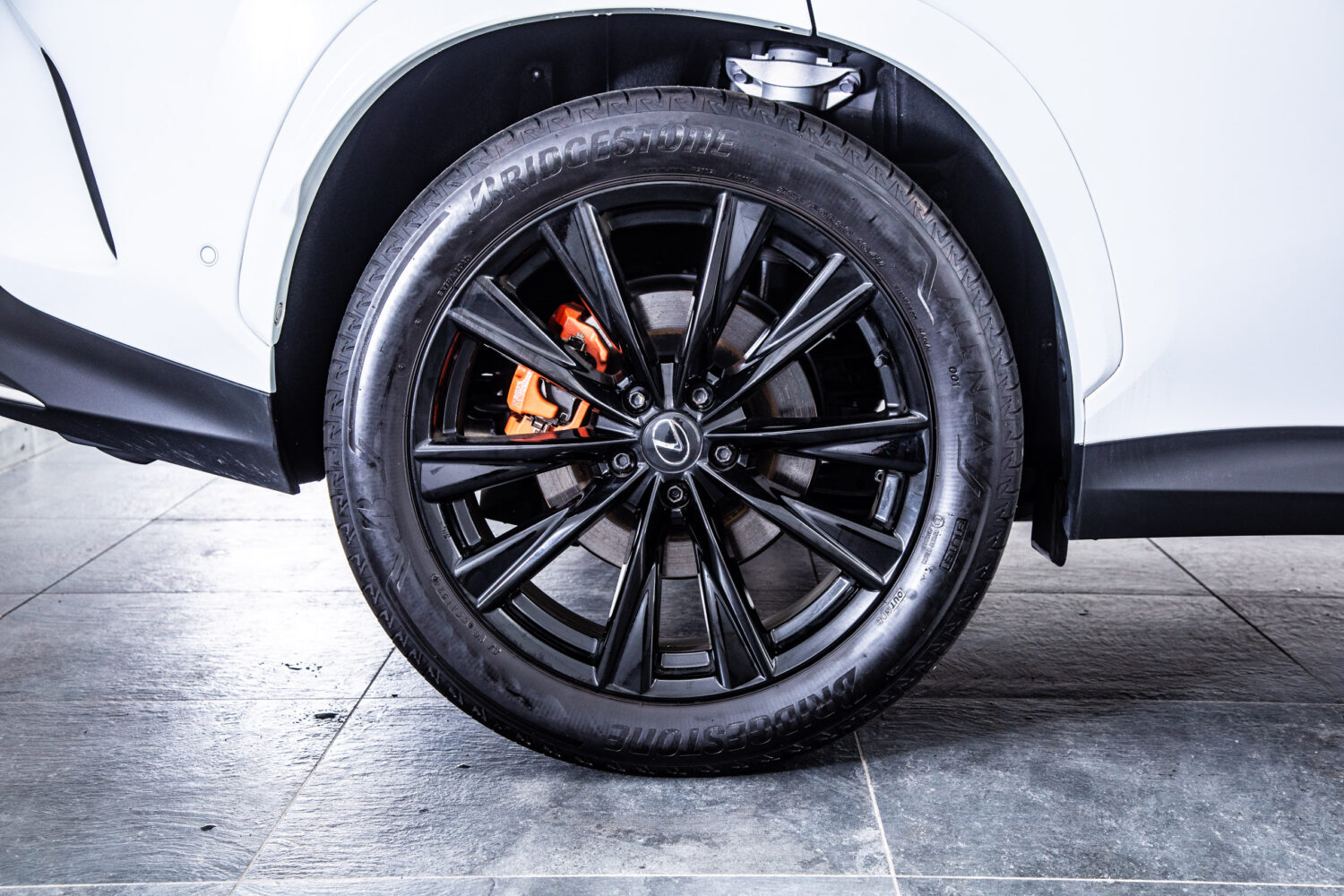 NX 350h Fスポーツ