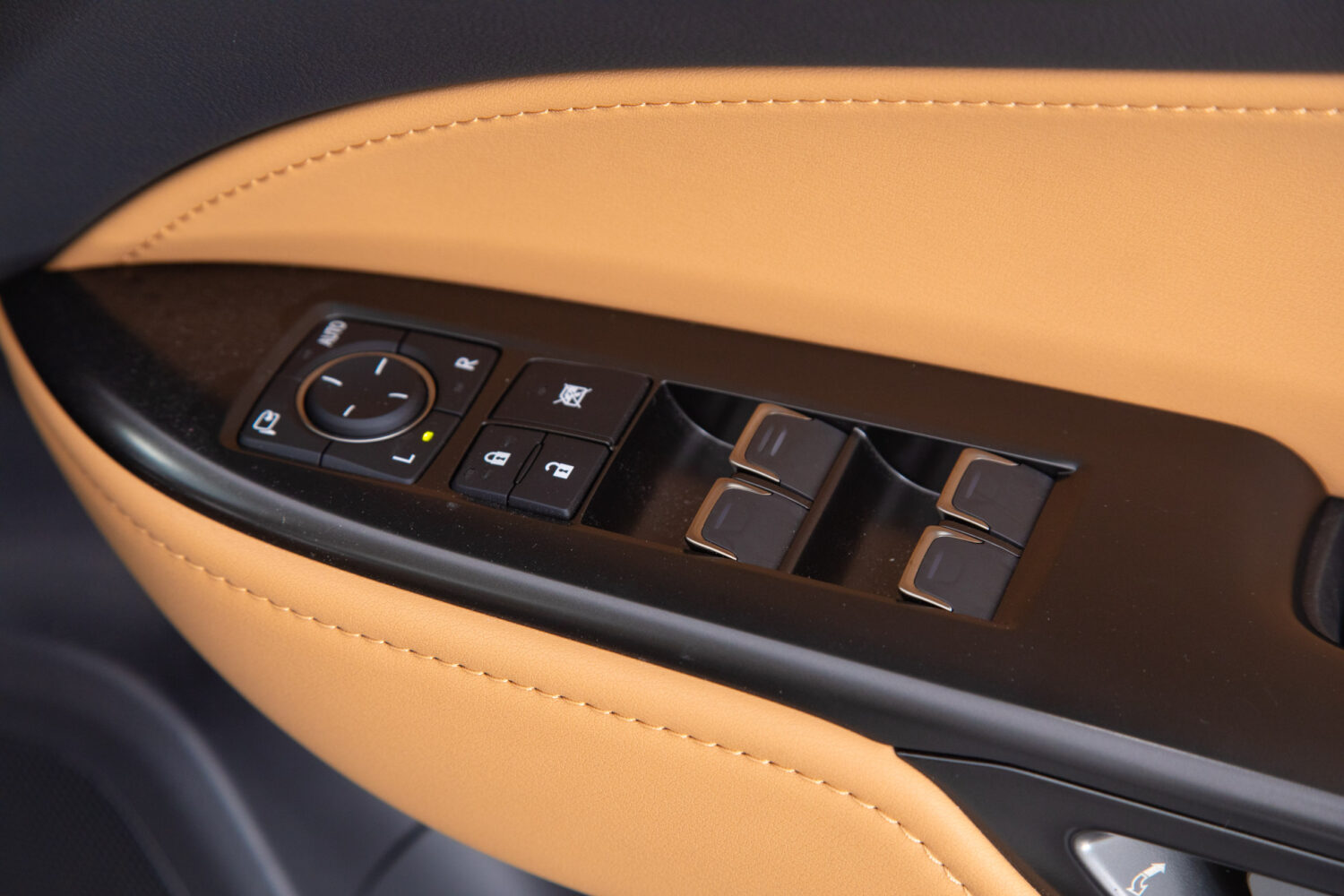 NX 350h Fスポーツ