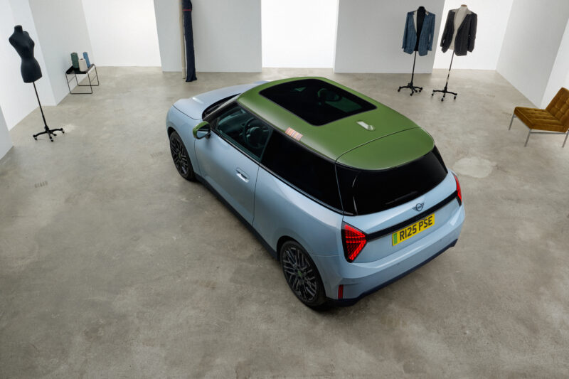 ミニ・ポール・スミス・エディション　ブランドのエッセンスとキャラクターを完璧に具現化