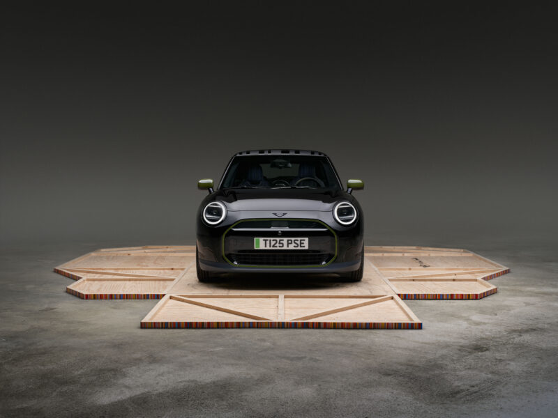 ミニ・ポール・スミス・エディション　ブランドのエッセンスとキャラクターを完璧に具現化