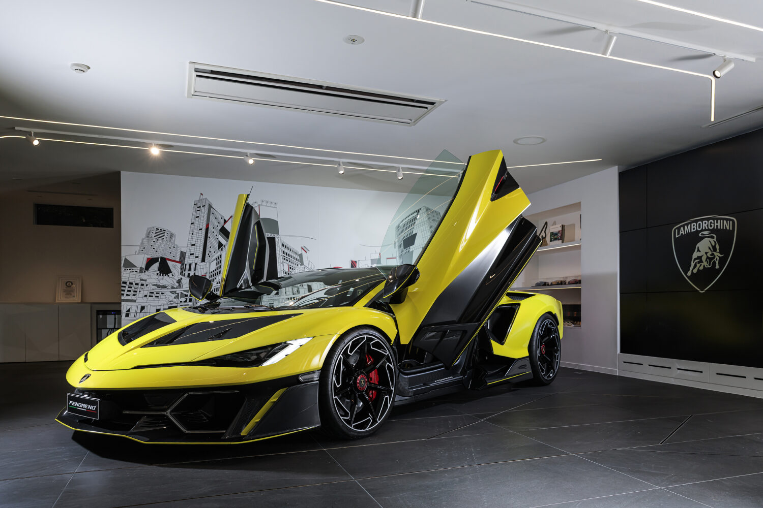 ランボルギーニ　伝統と革新が見事に共存する東京で特別な夜