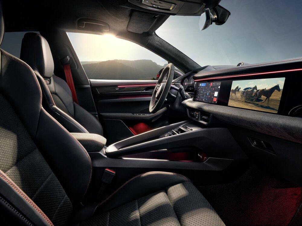 ポルシェ・マカンGTS　フル電動でも特にスポーティでドライバー重視