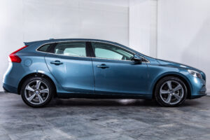 V40 T4 SE